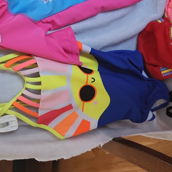 Bundle of Girls Swimsuits - Picture 2 of 9